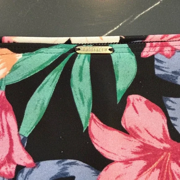 Hollister Swim Womens Medium Black Tropical Floral Wrap Triangle Bikini Set M - Picture 9 of 11